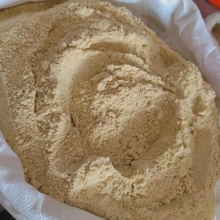 POLLARD JAGUNG 500 GR - Polar Jagung Dedak Jagung Makanan Kelinci Snack Kelinci Camilan Kelinci ANTI