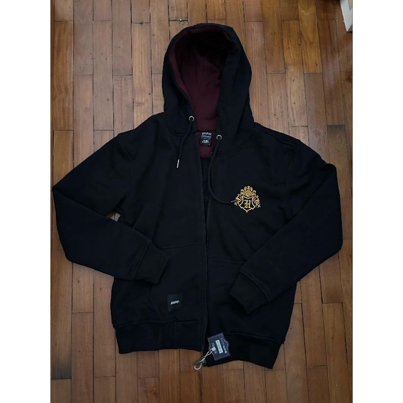 Jaket hoodie HARRY POTTER. Original. Hitam. Size S. Baru dan Lengkap Tag.