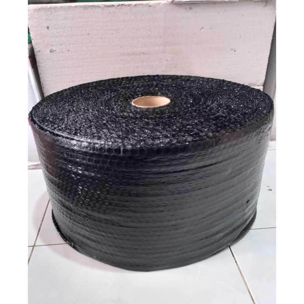 

Bubble Wrap Roll ukuran 25cm x 50m Warna HITAM (via OJOL)