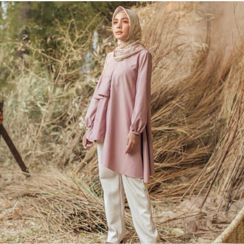 PRELOVED WEARING KLAMBY