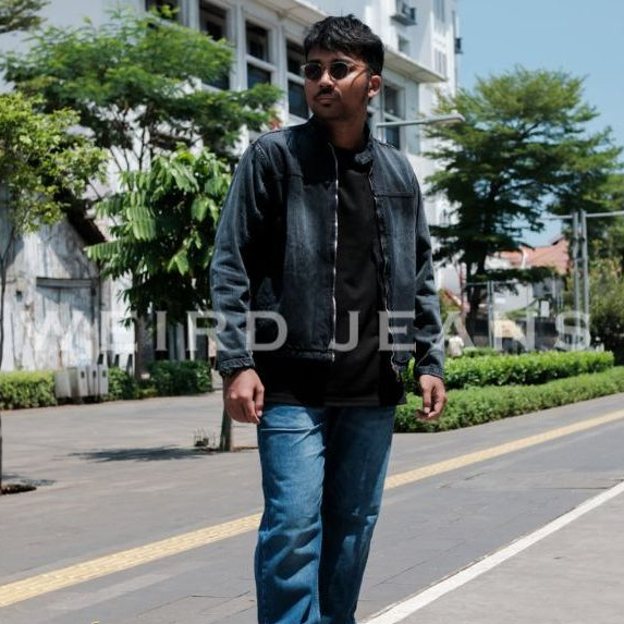 Weird Jeans - Jacket Richman Blue- Jacket Jeans Regular Fit Pria Warna Biru Dongker