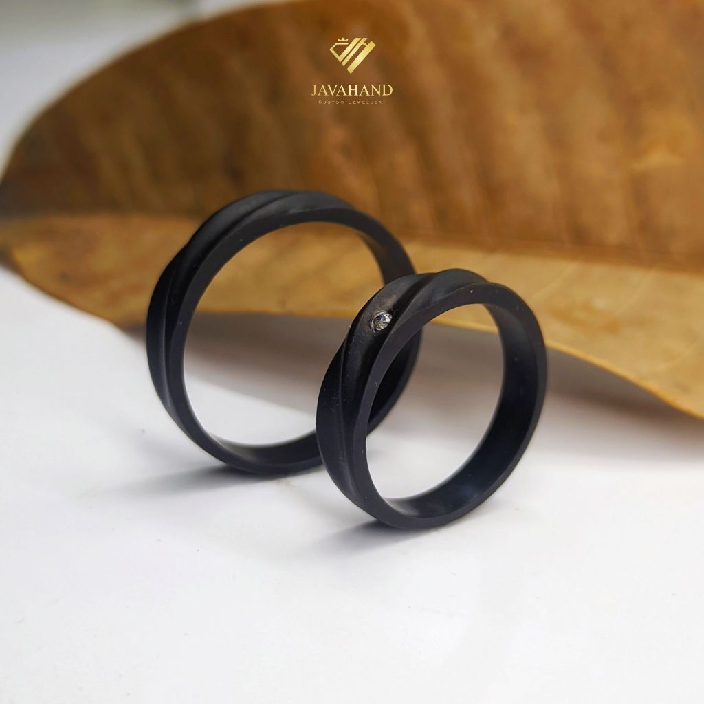 CINCIN COUPLE PERAK HITAM RUSTIC