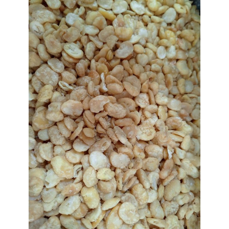 

Kacang koro kupas 500Gram