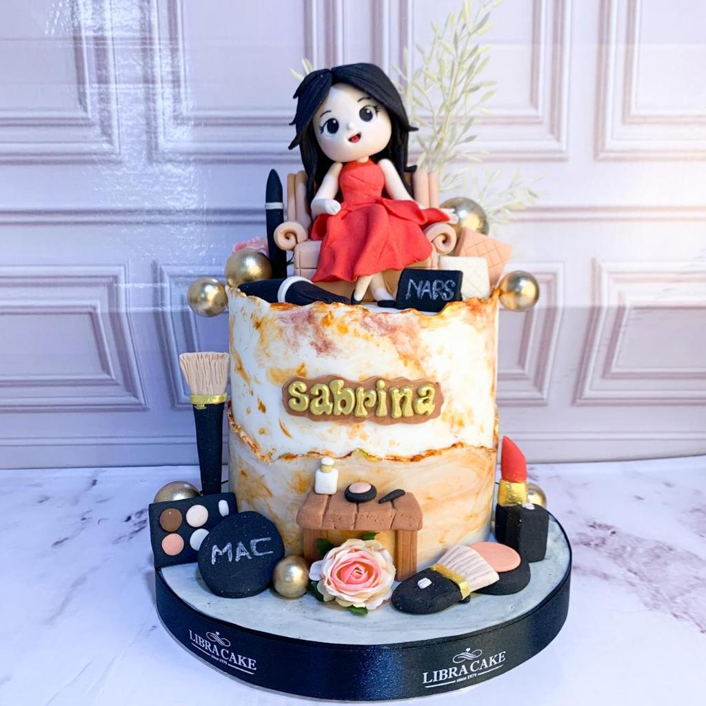 

Kue Ulang Tahun/Birthday Cake/Kue ultah Tema Make up/Kue Birthday Jakarta