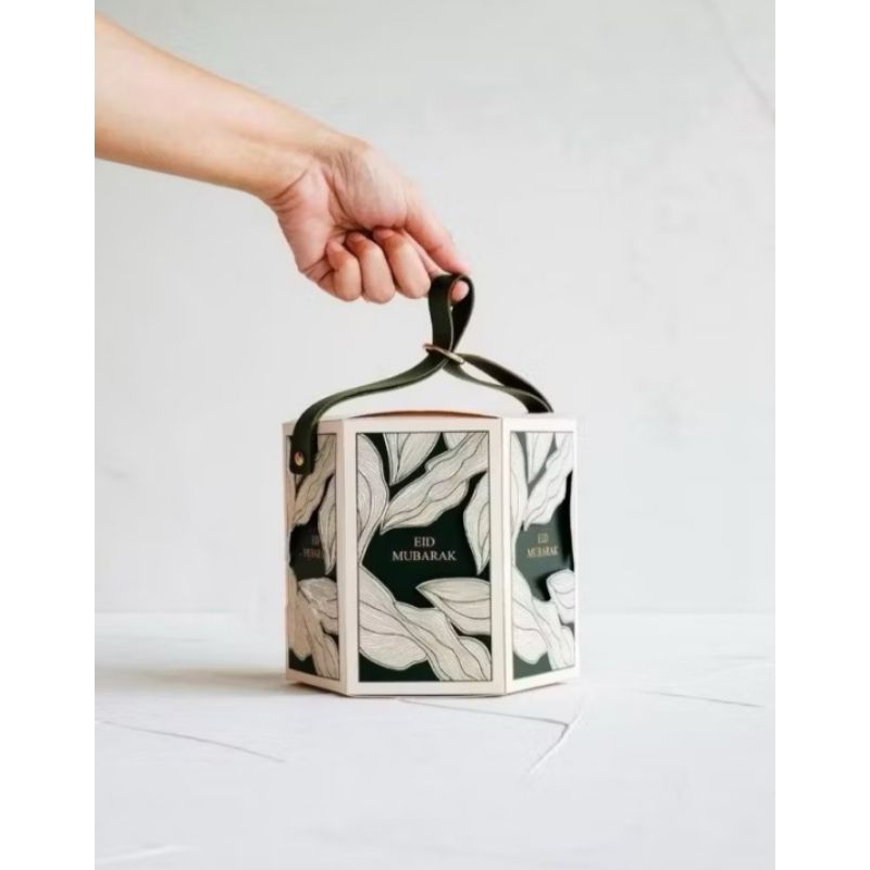 

box hampers hexagonal