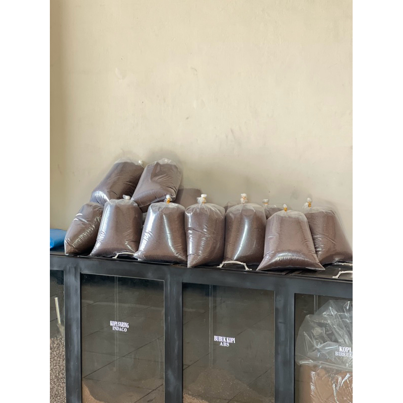 

KOPI SARING SPECIAL 1 KG