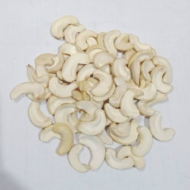

Kacang Mete / Mede Belah 2 (Split) 250gram repack