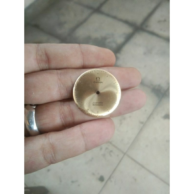 dial dalam jam omega vintage