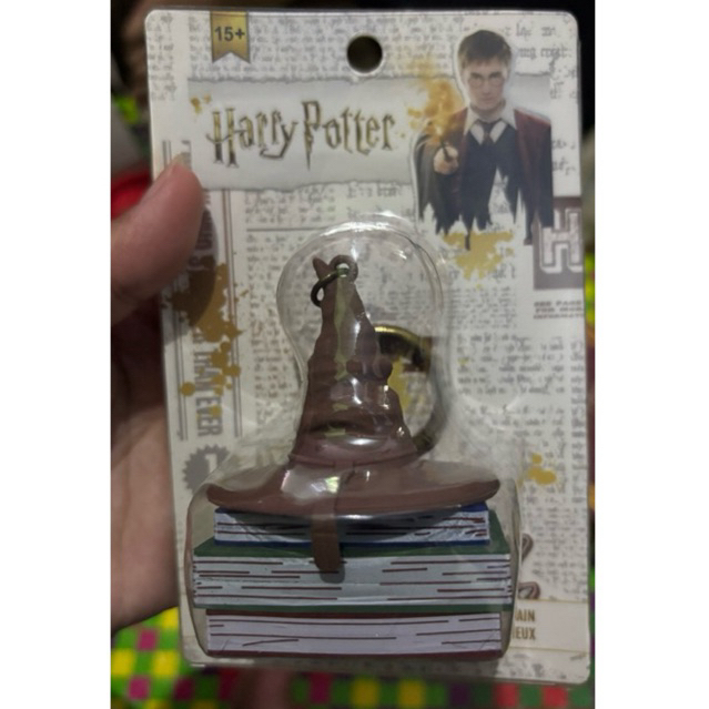 

MINISO x HARRY POTTER ~ Gantungan Kunci Stempel Sorting Hat, Sorting Hat Stamp Keychain