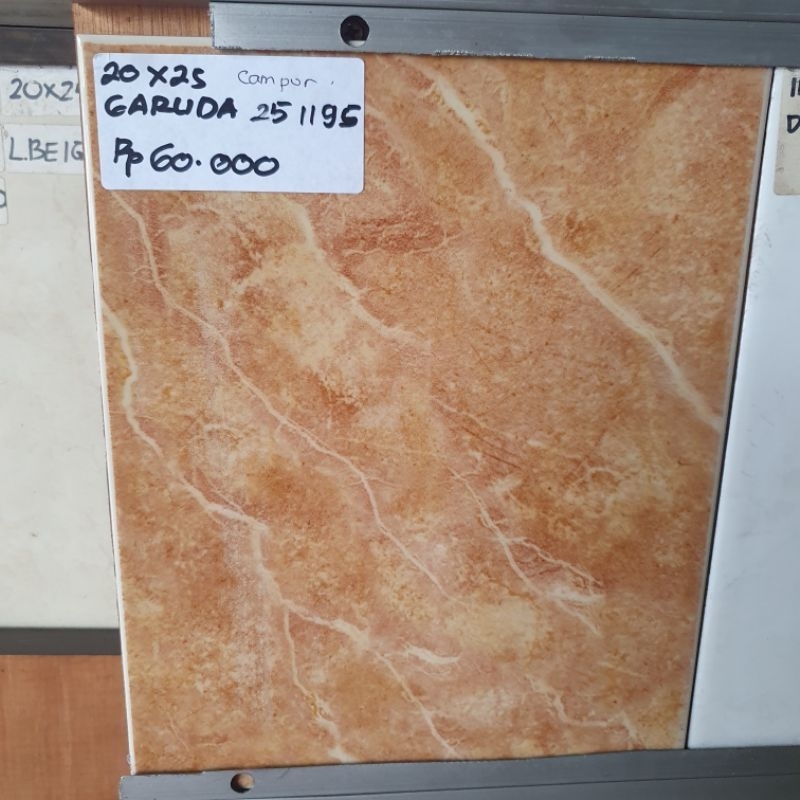 keramik dinding kamar mandi dapur kamar tidur rumah 20x25 GARUDA 251195 motir marmer coklat brown or