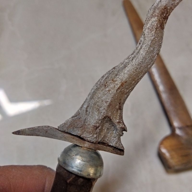 BESI AJI SEPUH PUSSAKA KERIS KYAI CARUBUK
