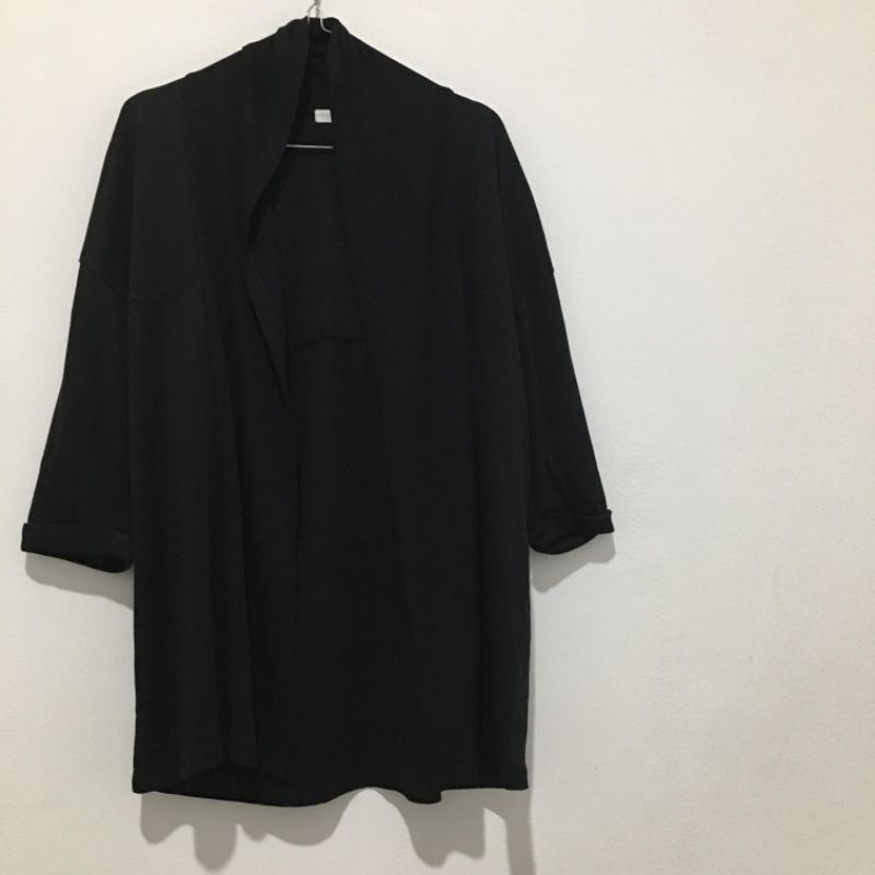 Outer hitam outer rajut wanita