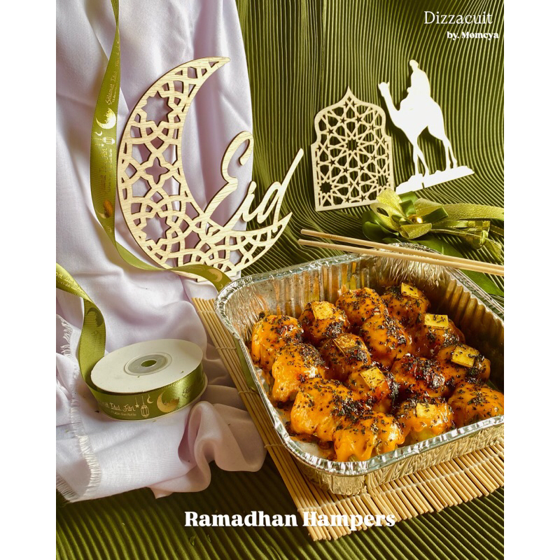 

Hampers Family Raya Package | Dimsum mentai sby