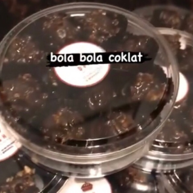 

Bola bola coklat