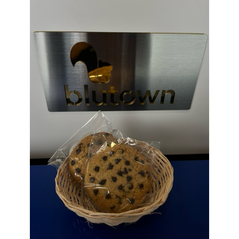 

Original cookies by BluTown coffee