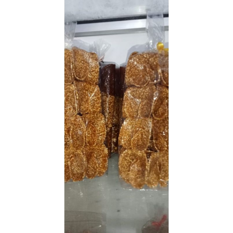 

Kueh Noga jajanan tradisional asli dari ketan