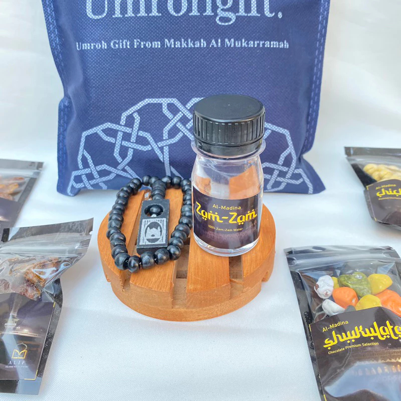 

Al Mina Premium Set Oleh Oleh Umroh Haji Bisa Req Nama
