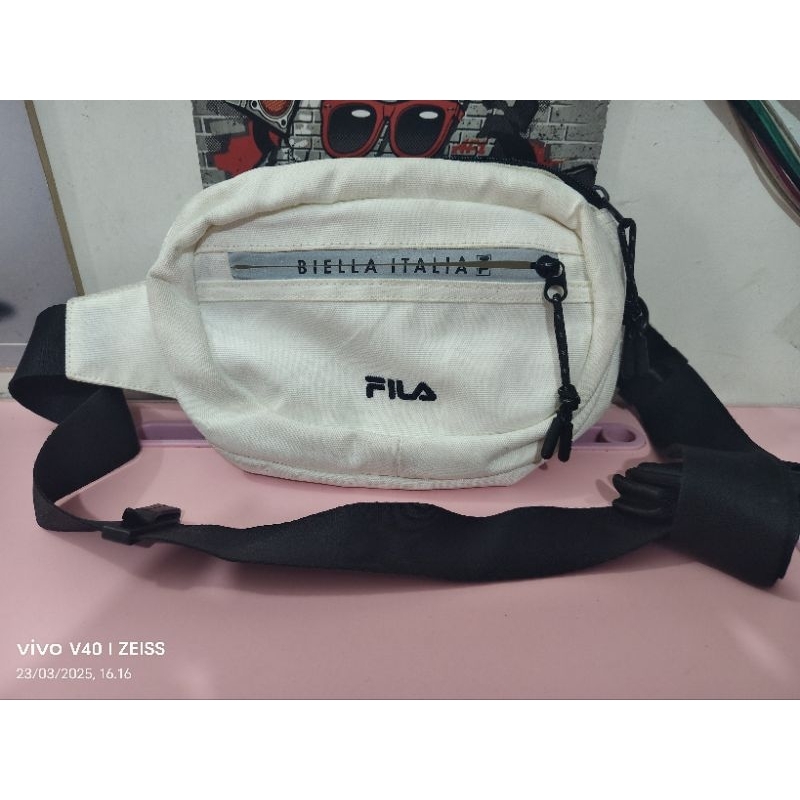 Tas WB Waistbag Fila ORI Preloved