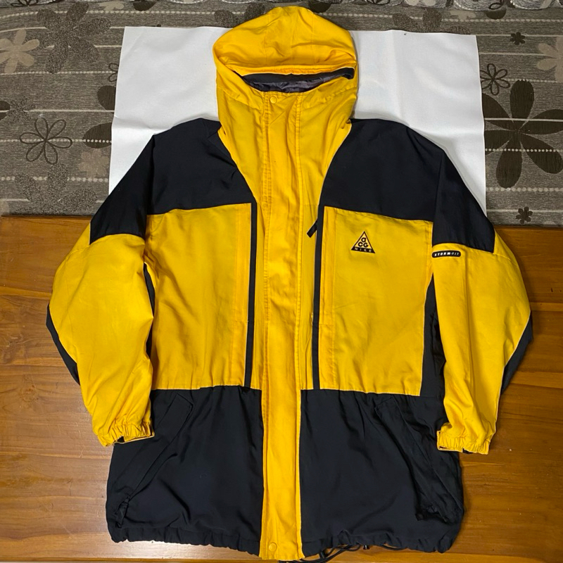 NIKE ACG VINTAGE STORM FIT 90s GORPCORE WATER PROOF & WIND PROOF SIZE LARGE