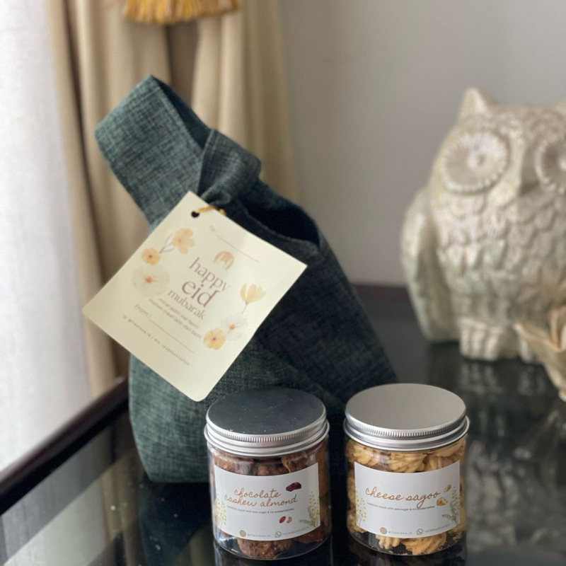 

FITRI - KUE KERING HAMPERS LEBARAN