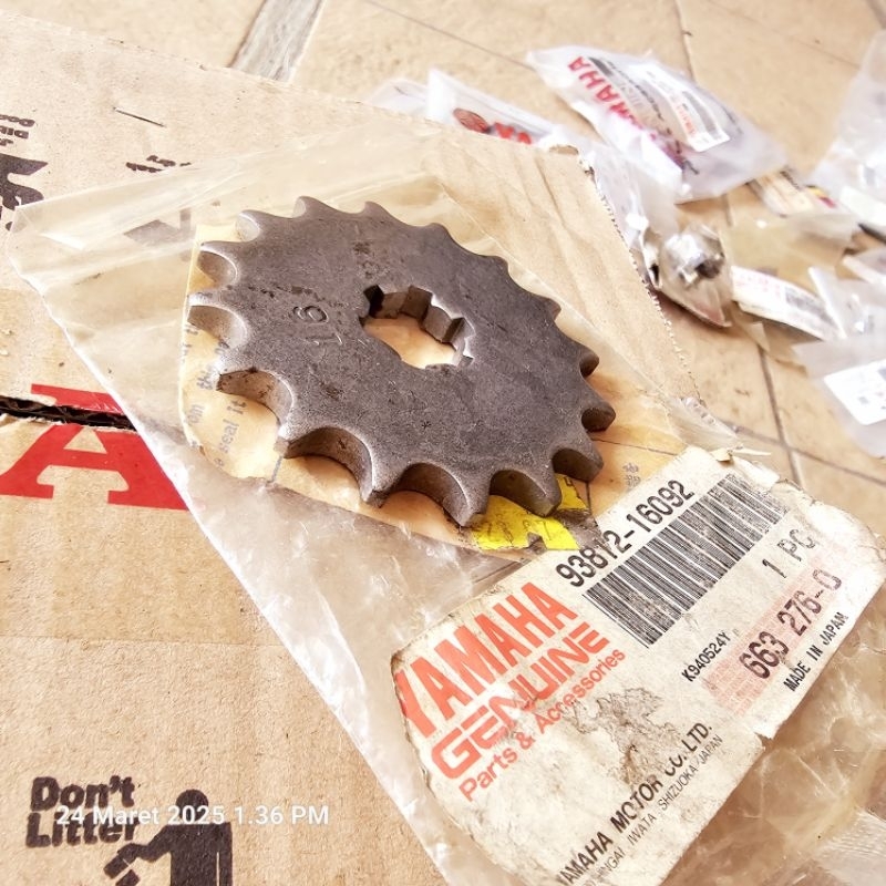 Gir depan V75/V80/L2G 420-16T . 93812-16092