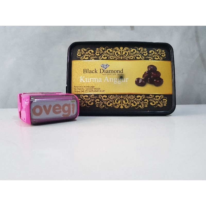 

KURMA ANGGUR BLACK DIAMOND/KURMA PERSIA | OVEGI