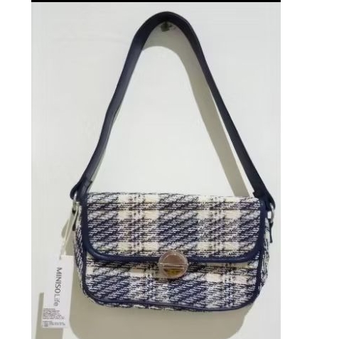 Miniso tas bahu selempang kotak kotak