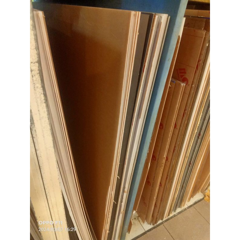 

AKRILIK BENING LEMBARAN ( 10mm x 122cm x 244cm)