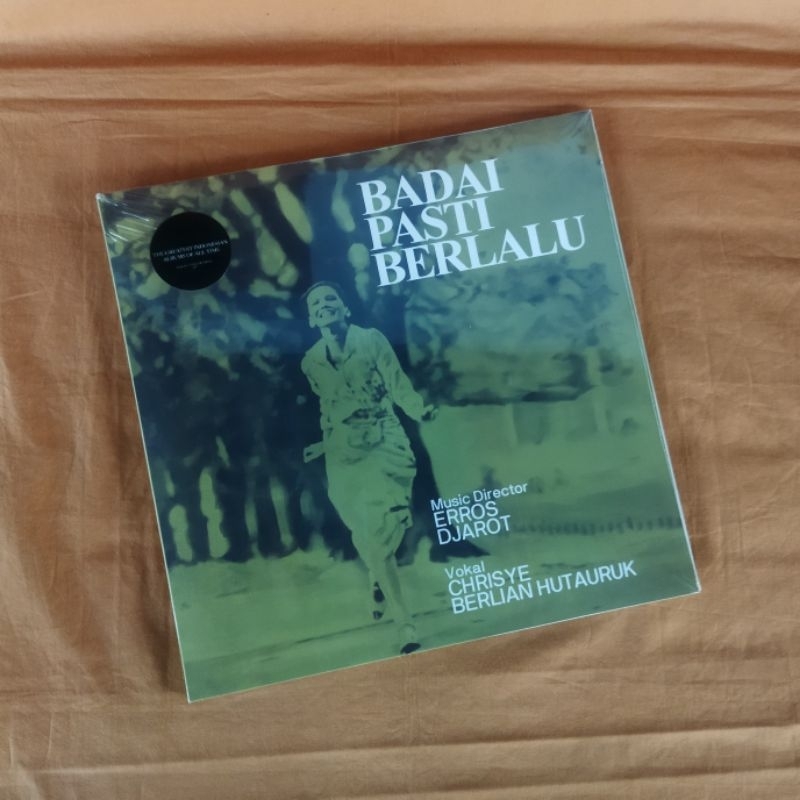 Piringan hitam Chrisye Berlian Hutauruk - Badai pasti berlalu