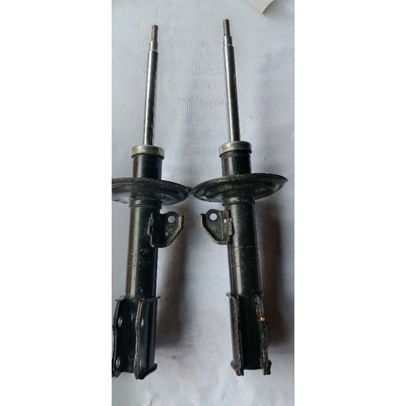 Shockbreaker depan Toyota Yaris/Vios Gen 2 seken
