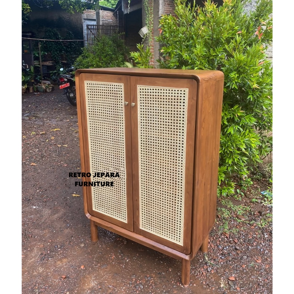 Lemari Sepatu Tertutup Kayu jati Lemari Sepatu jati Rotan Lemari Sepatu Kayu Rak Sepatu Serbaguna