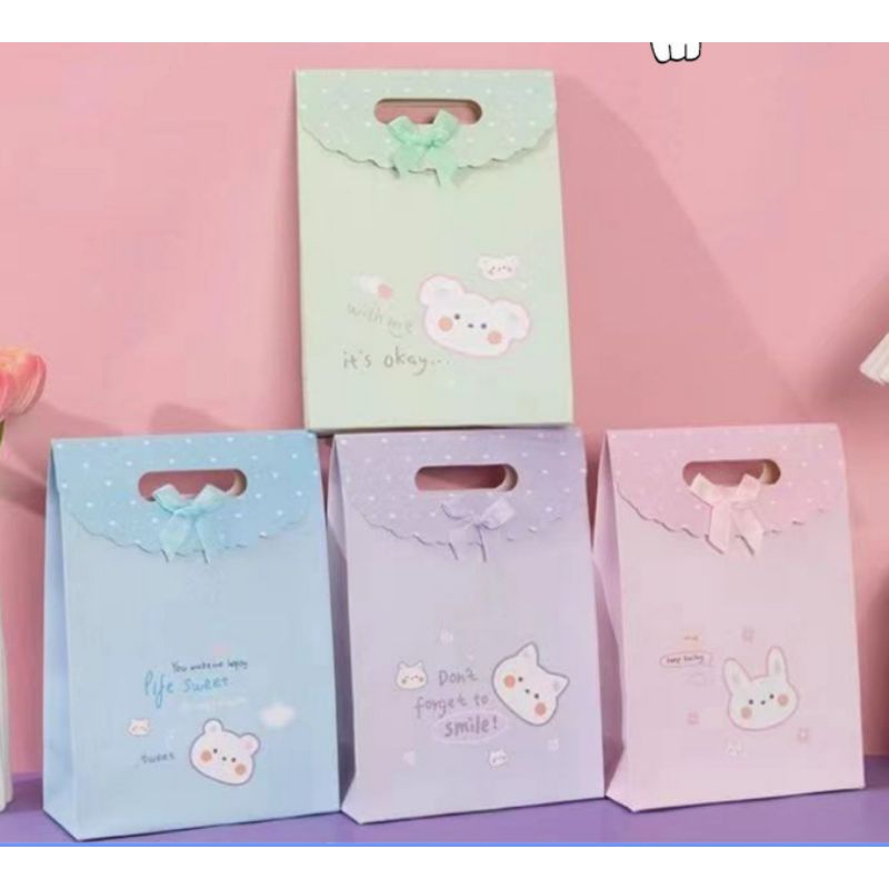 

PAPERBAG AMPLOP - TAS KADO AMPLOP - UKURAN TANGGUNG