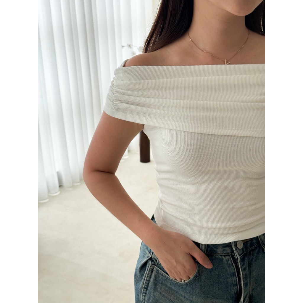 Cittali - Kara Off Shoulder Top | Knit Sabrina top | Atasan Wanita Knit Off Shoulder Top
