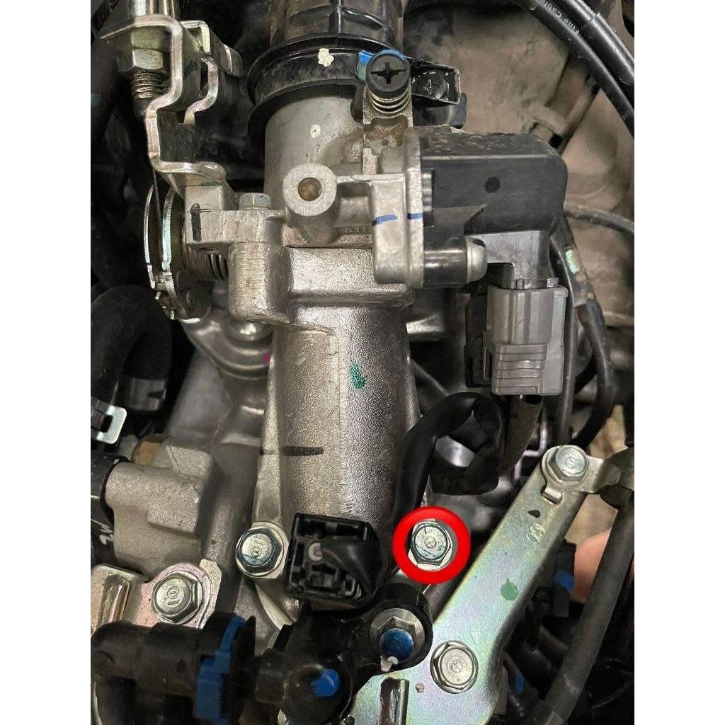 BAUT DUDUKAN THROTTLE BODY TB ( 1 BAUT ) MODEL 2 KUNCI PCX VARIO BEAT SCOOPY GENIO DELUXE 110 125 15