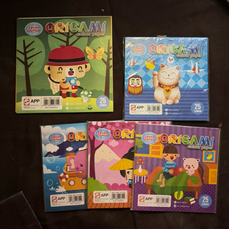 

[ ready stock ] Origami Seni Kertas Lipat Sidu Sinar Dunia Standar 14 x 14 dan Small 12 x 12 cm isi 25 lembar colour paper anak sekolah melipat warna