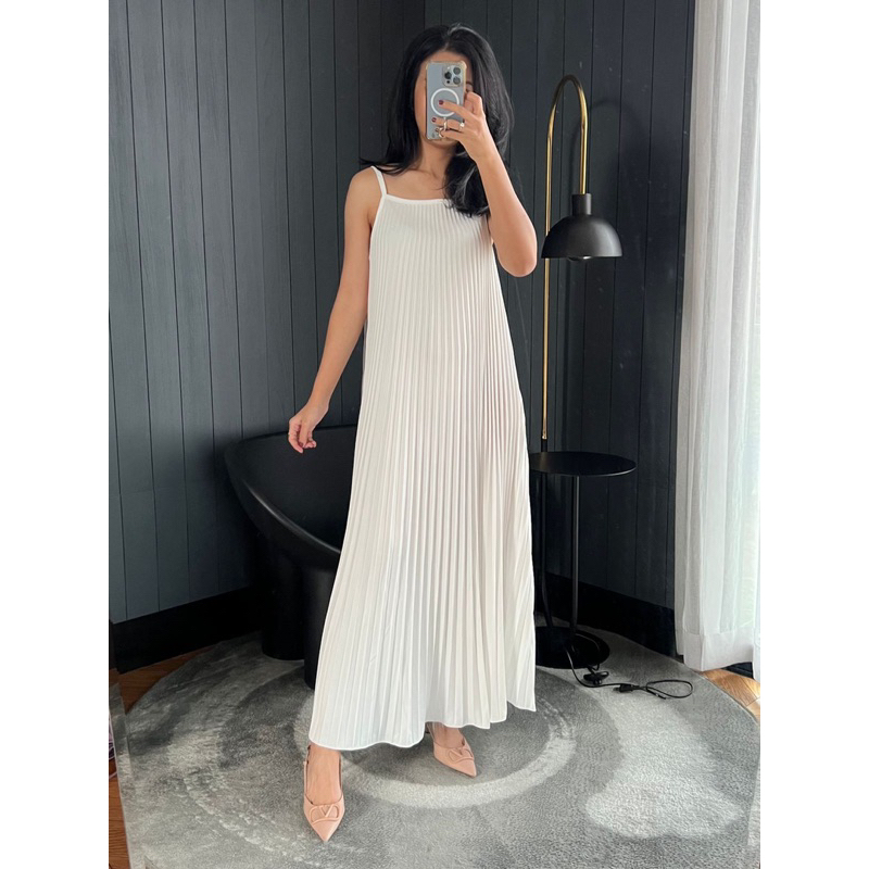 Inner Dress Plisket Premium / Inner Dress Tanpa Lengan Jumbo (02)