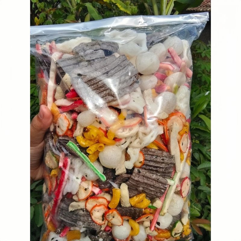 

ADY78 Seblak Campur Mix Ekstra Daun Jeruk Pedas Renyah Gurih 1kg