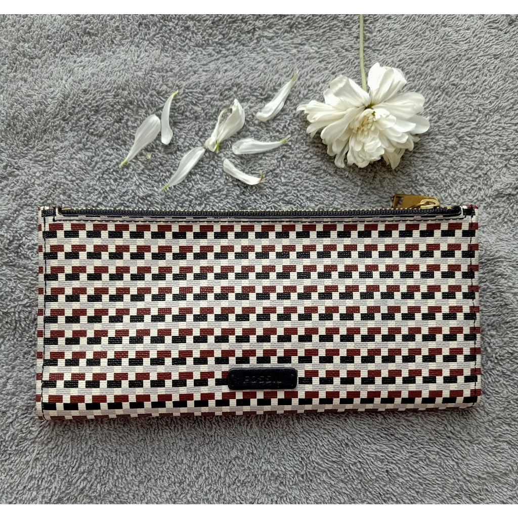 Dompet Fossil Woven Multiprint – Putih Hitam Coklat