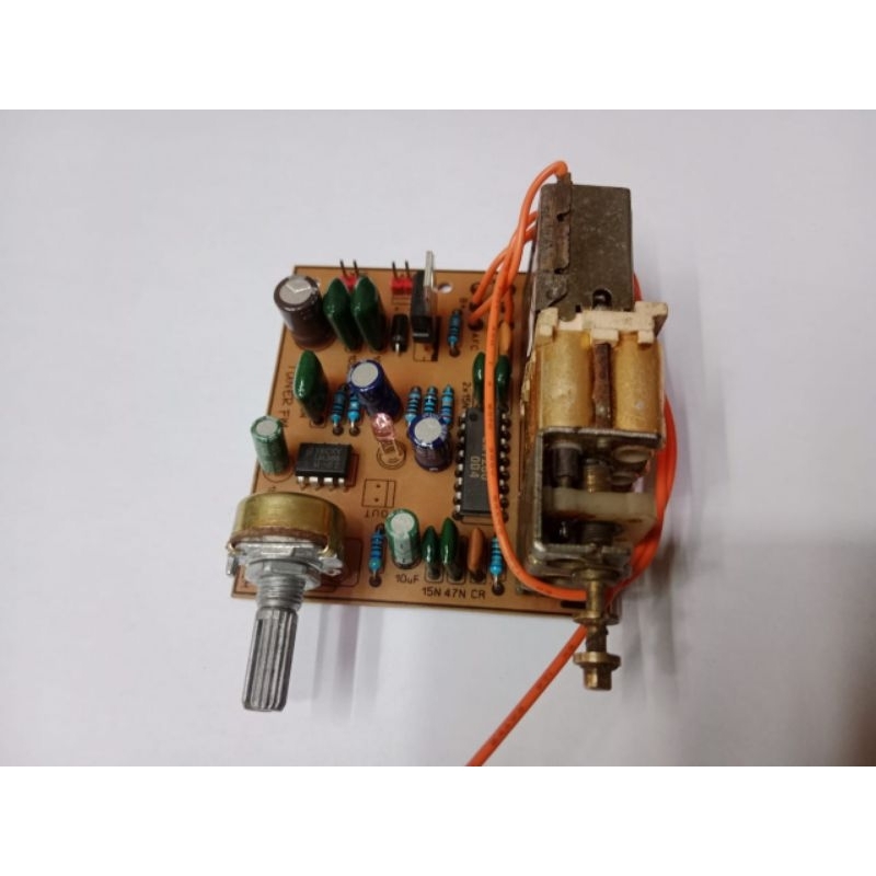 Radio tuner fm plus amplifier