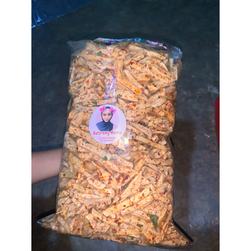 

basreng pedas daun jeruk stik