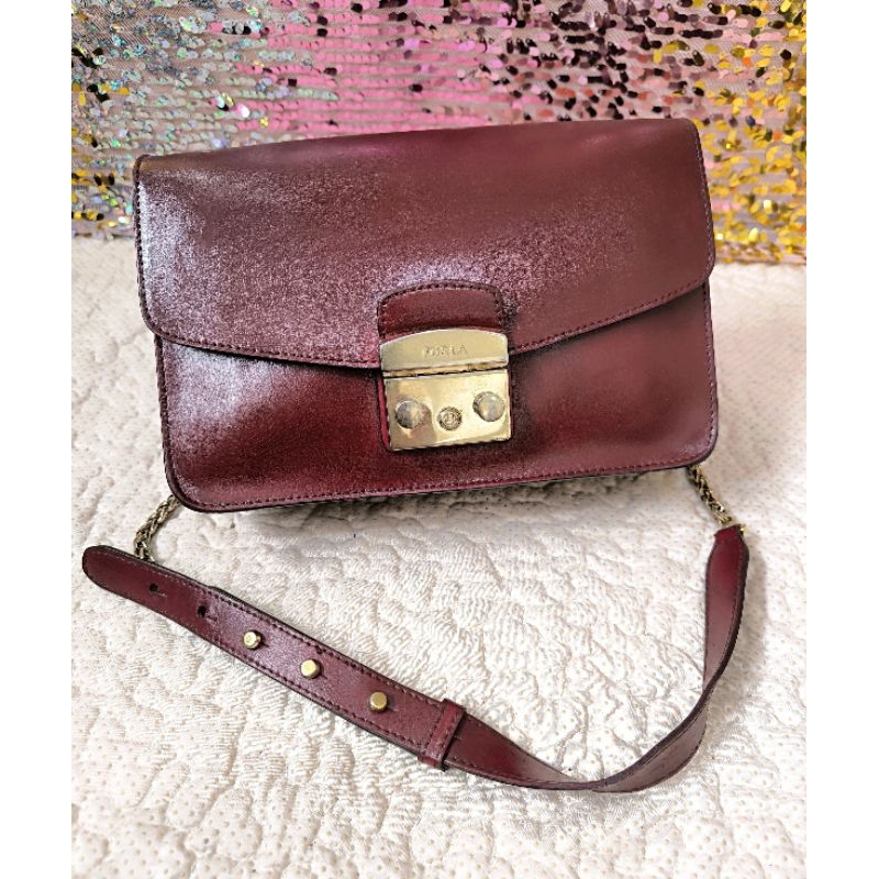 Auth Furla Metropolis Medium Shoulder Bag