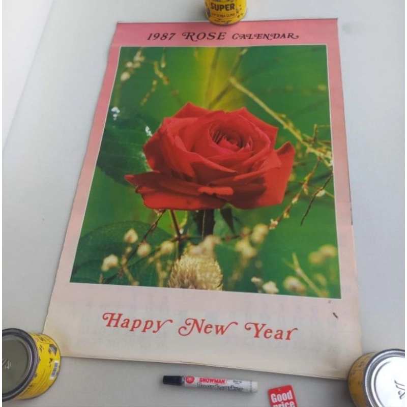 

Kalender 1987 besar gambar bunga mawar
