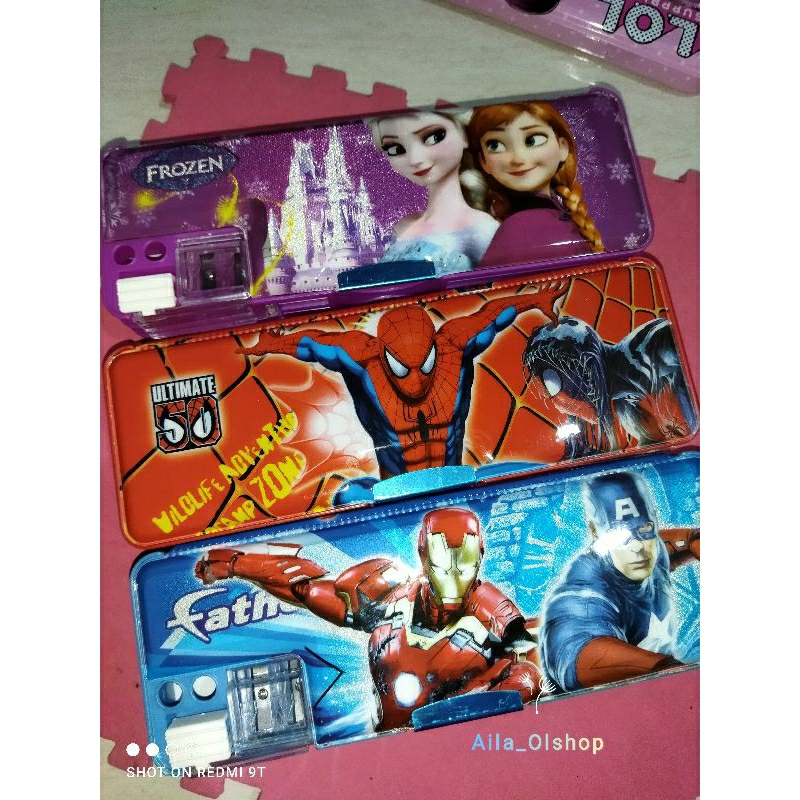 

Tempat Pensil Rautan Pensil Karakter / Tepak Pensil Karakter