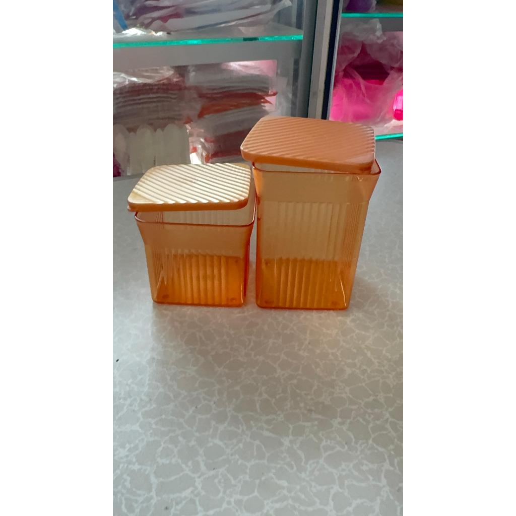 Tupperware Family Mate Square Small & Large (Toples Crystal) – Kuning