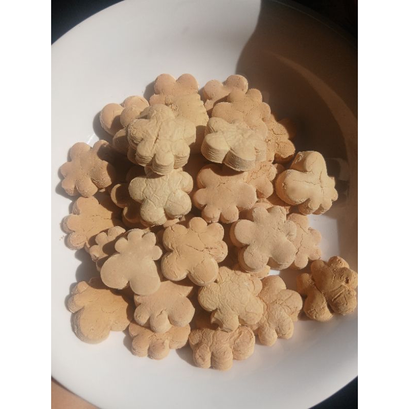 

kue bangkit