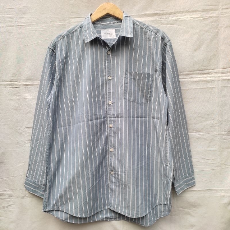 Kemeja city boy  URBAN RESEARCH DOORS