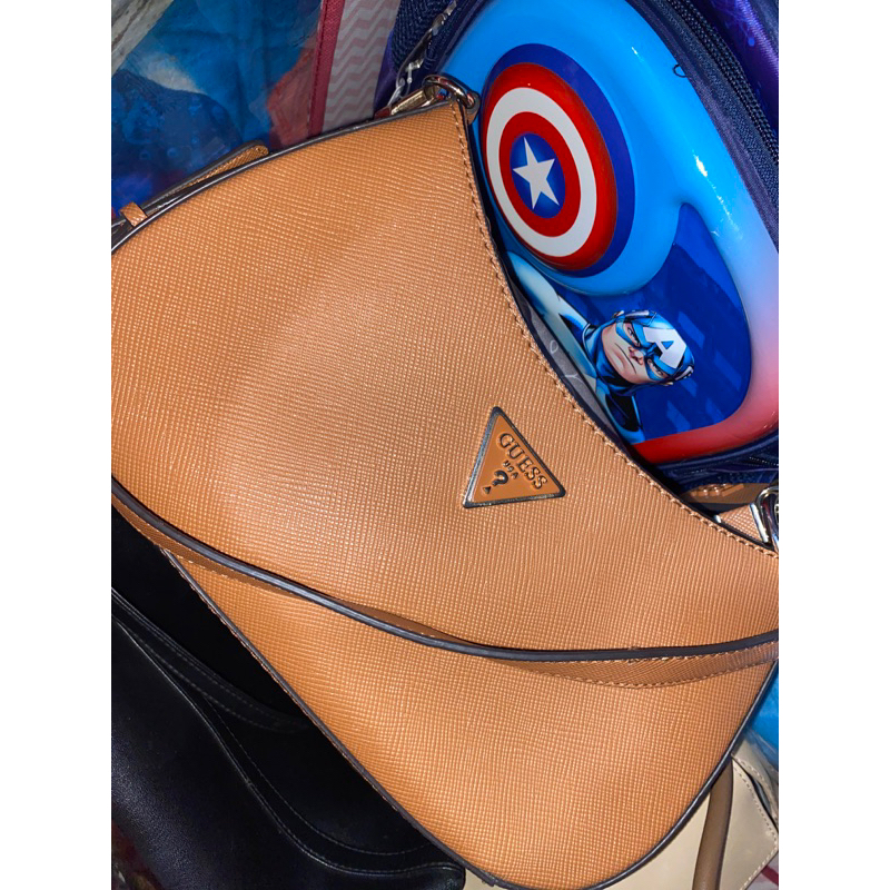 GUESS SHOULDER BAG