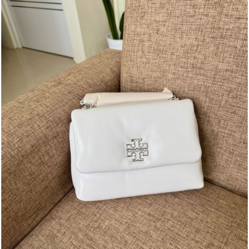 TB Britten Leather Puffy Small Adjustable Shoulder BagOptic White(bisa jadi crossbody jg) 3.900.000