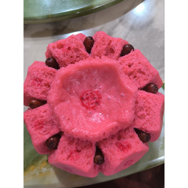 

Bolu Mekar Merah / Huat ke / Mike Merah / Mike Bagan / Mike Merah