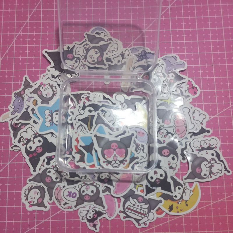 

STICKER BOX KUROMI MINI (100 PCS)